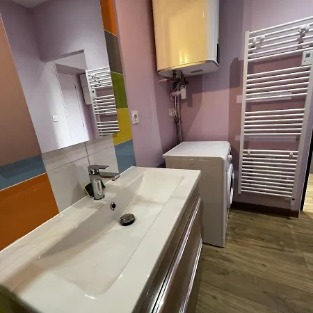 Appartement Studio La Bourboule, 1 Pièce, 4 Personnes - Fr-1-667-24